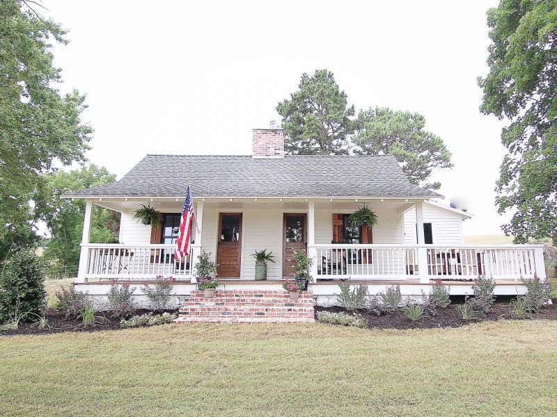 Fixer To Fabulous Farmhouse After