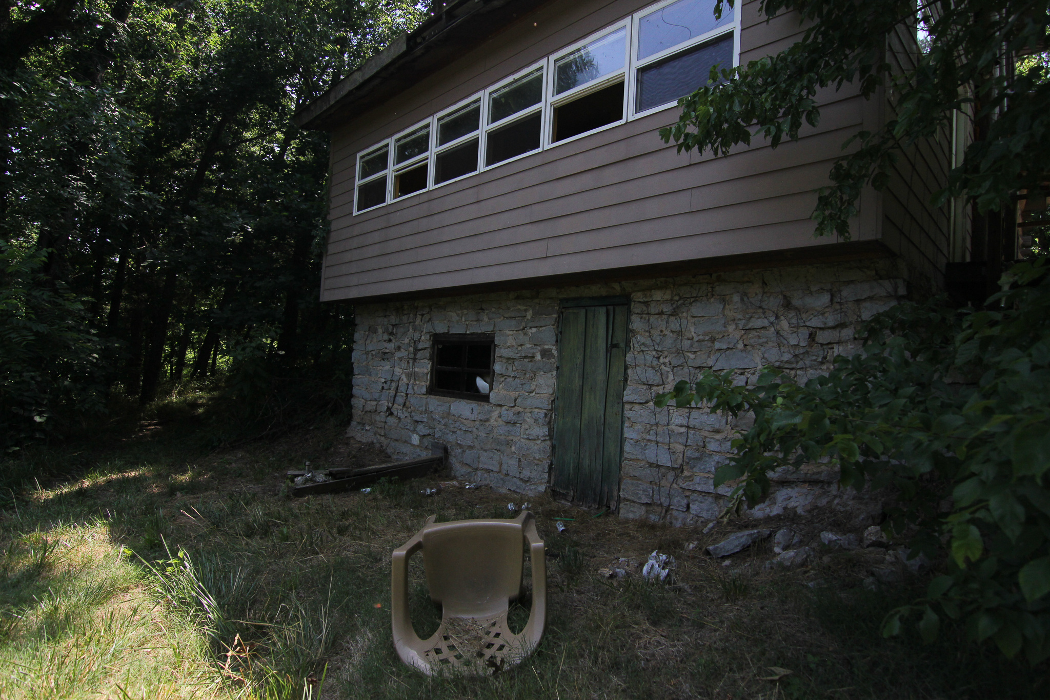Exterior 1-2