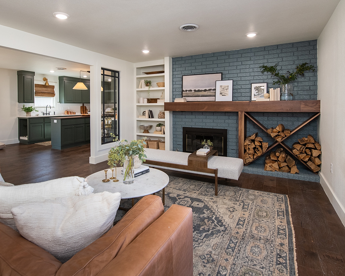 FTF S3 Goodyear Interiors Family Room 00005_LowRes