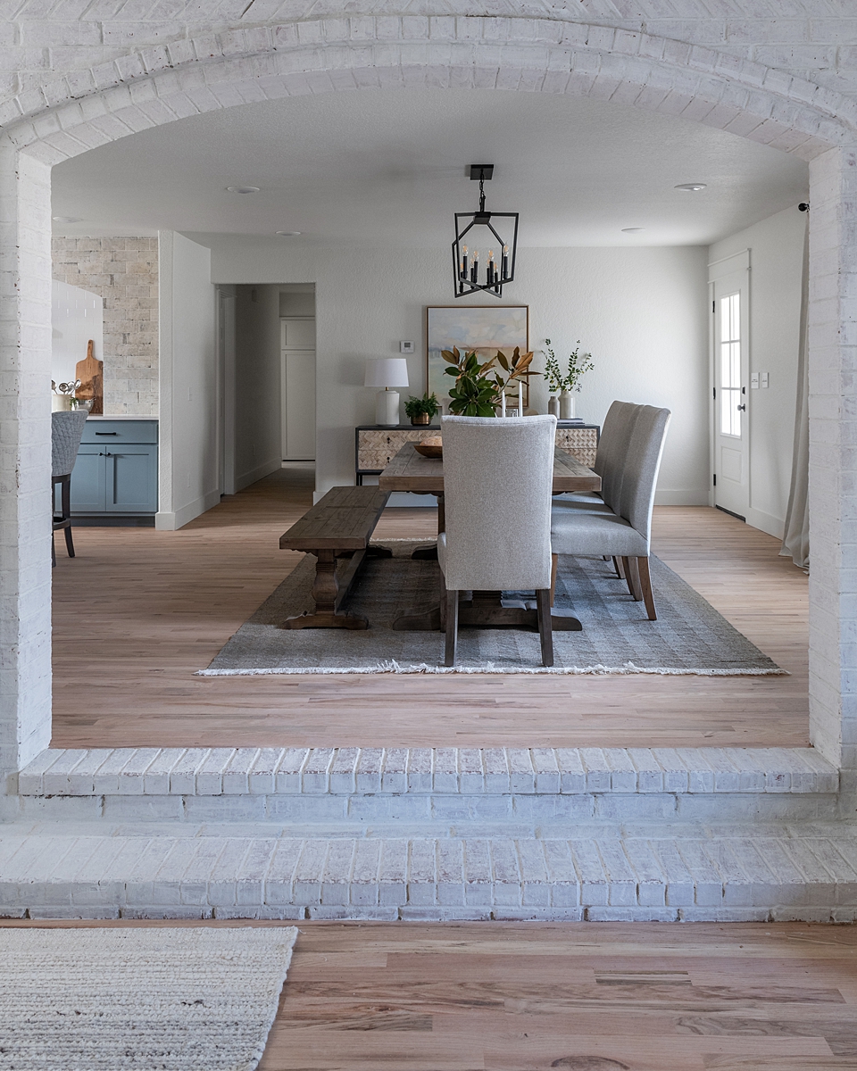 FTF S3 Puorro Interiors Dining 00002_LowRes