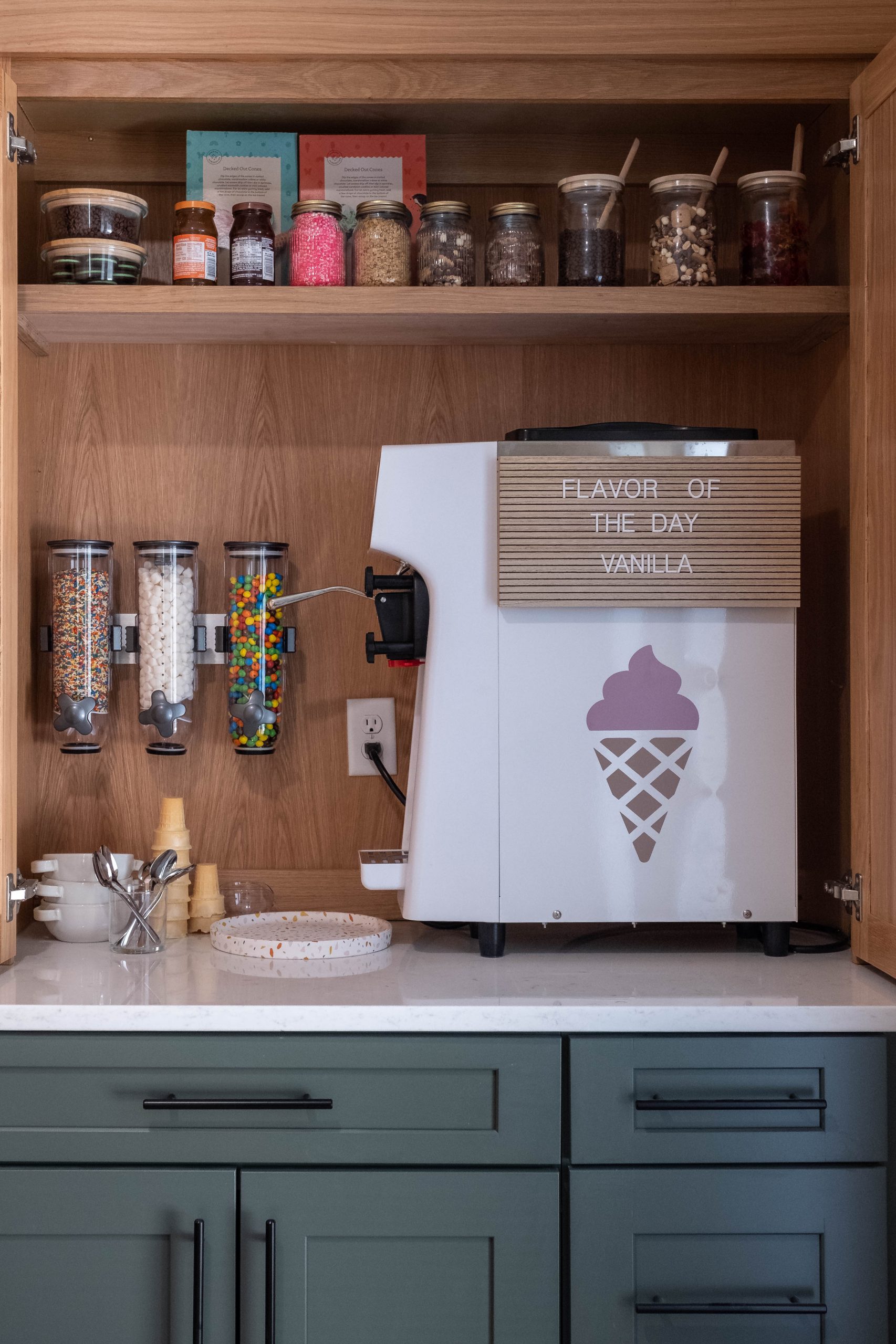 FTF S4 McGee Interior IceCream Cabinet 2