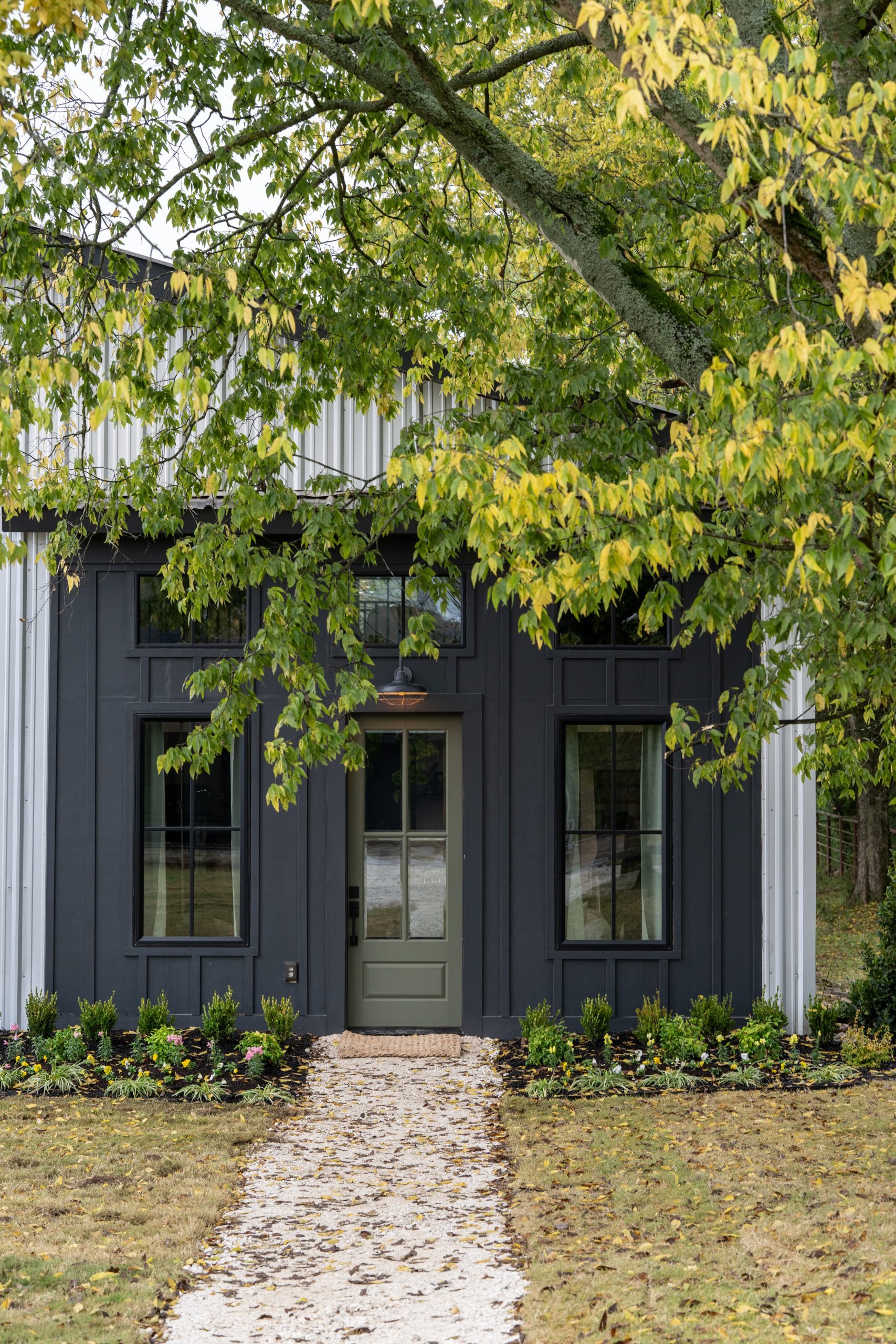 FTFS5 Mooney Barn Exteriors 6