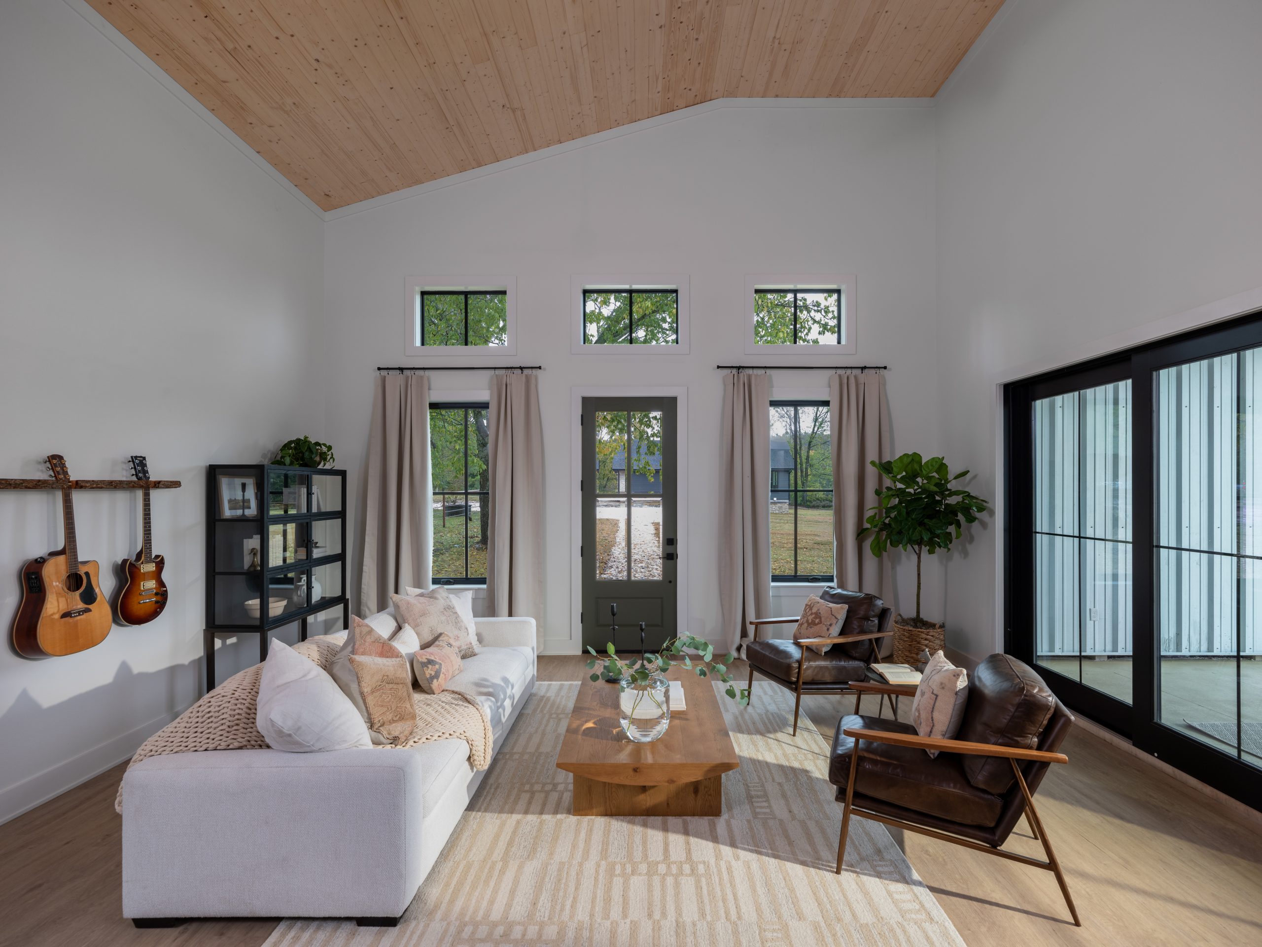 FTFS5 Mooney Barn Interiors 24