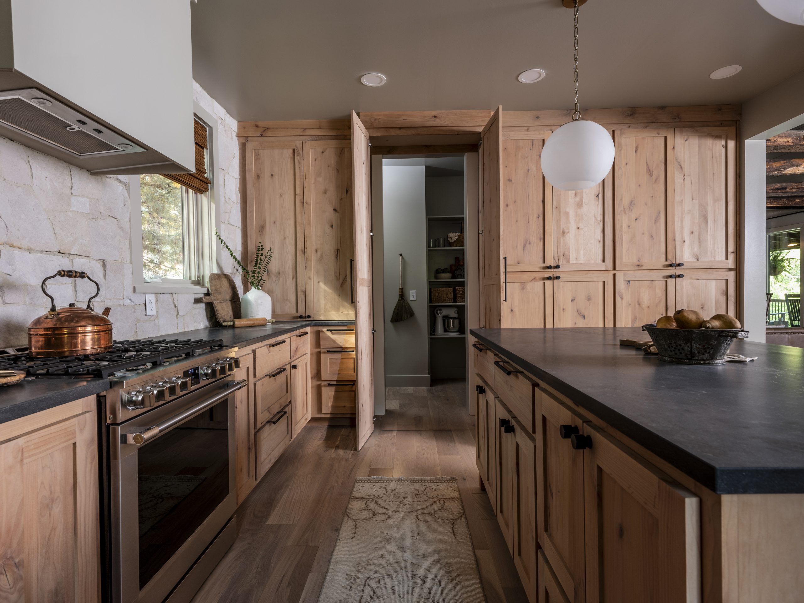 FTFS7 Wolfe Interiors 10