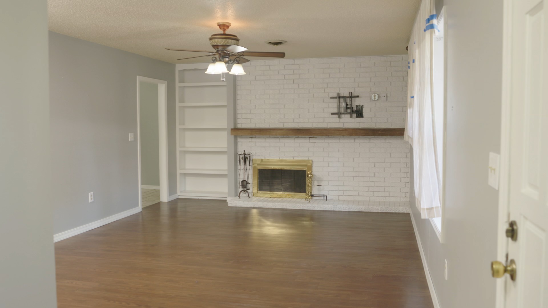 Goodyear_Living room 4