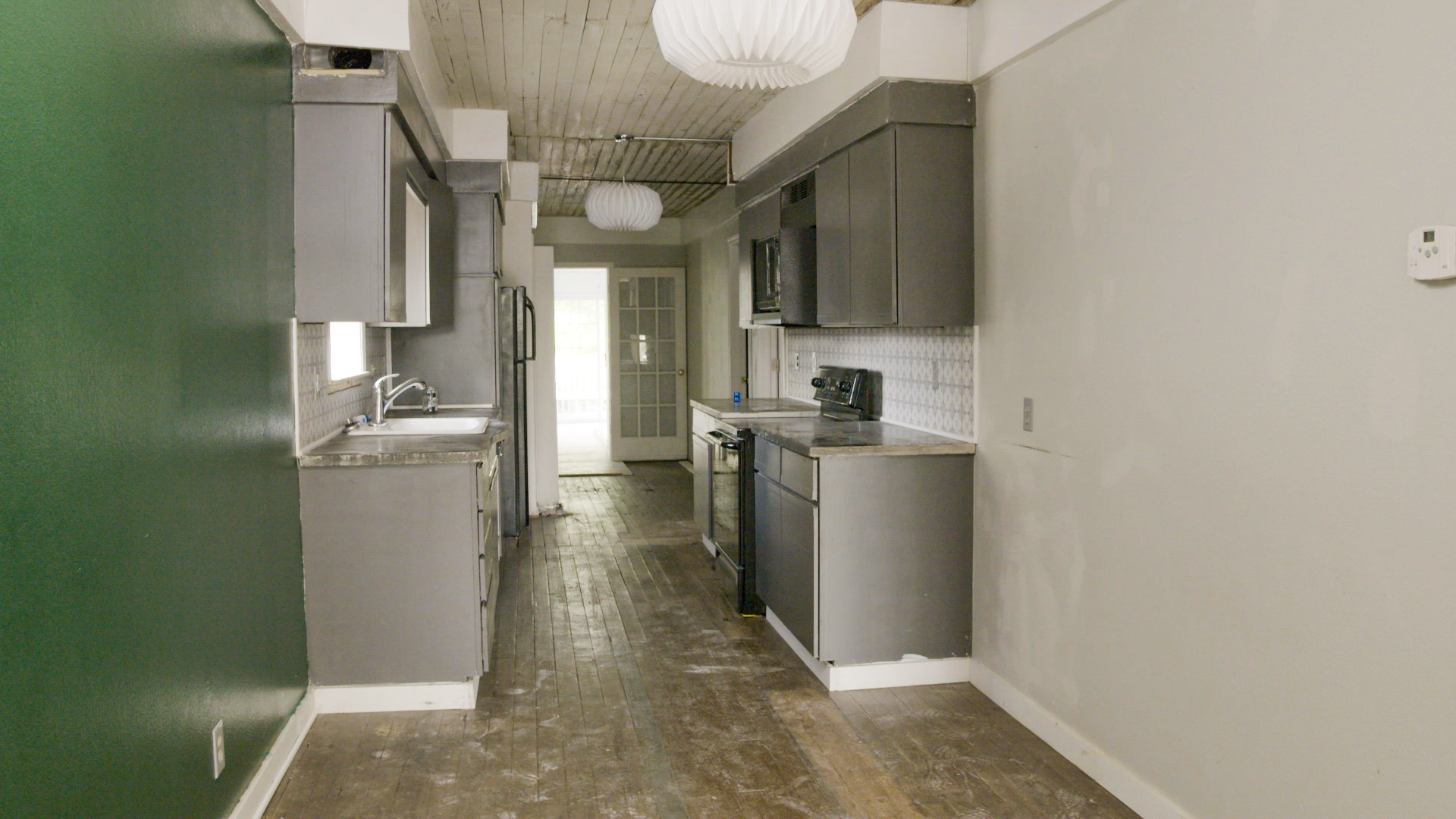HALHM 408_BEFORE_KITCHEN_1