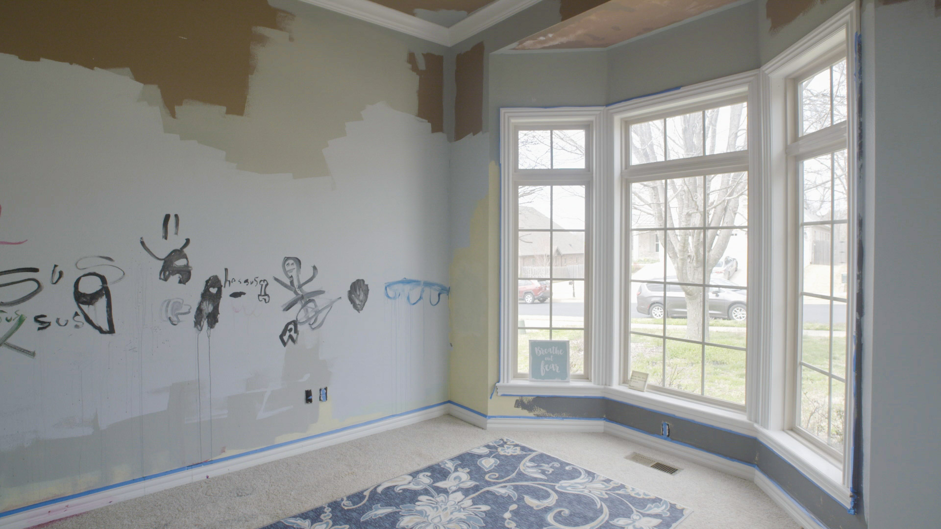 HALHM403_BEFORE5_OFFICE-SPACE