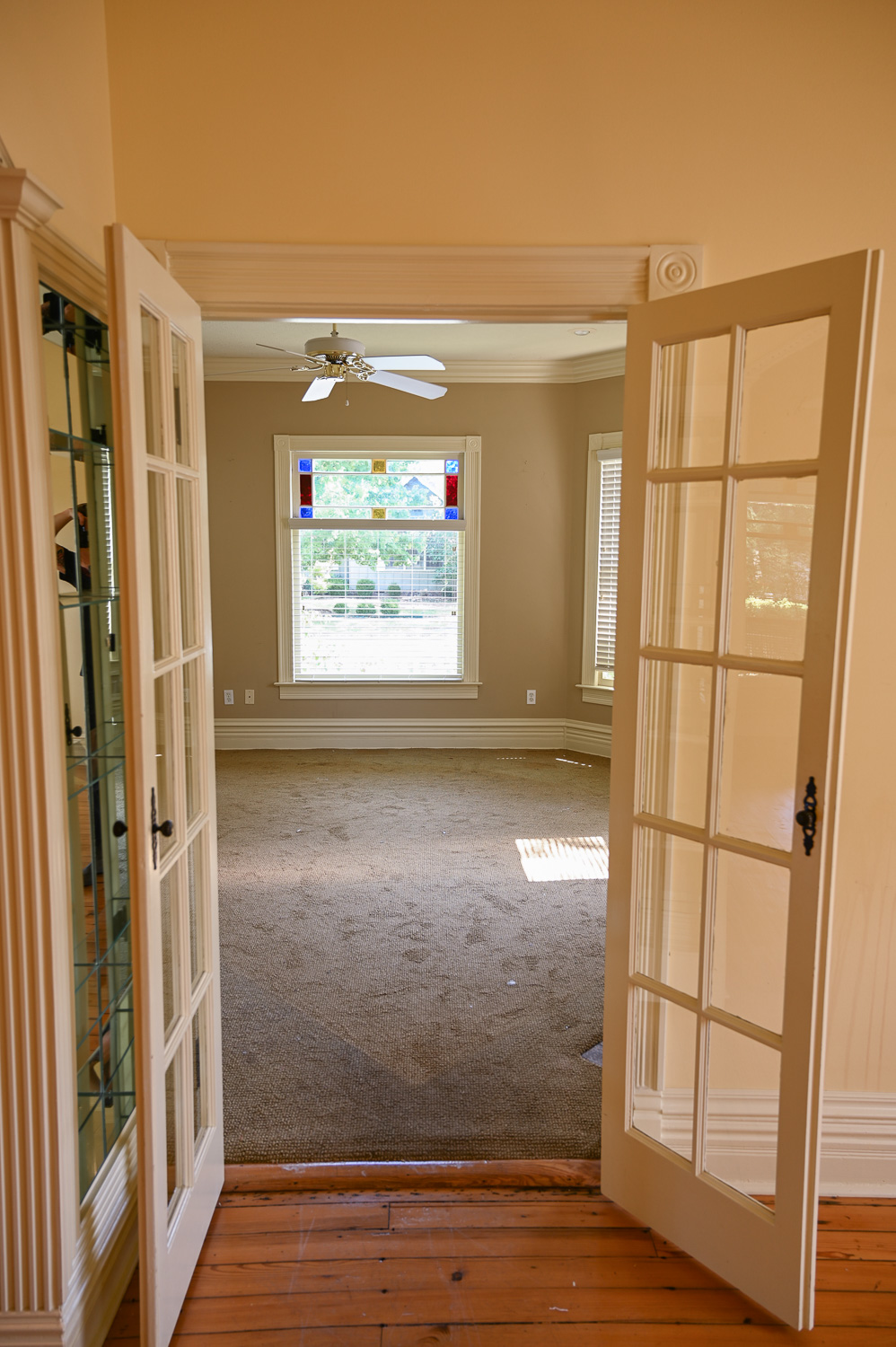 HGTV Fixer To Fabulous 210-16