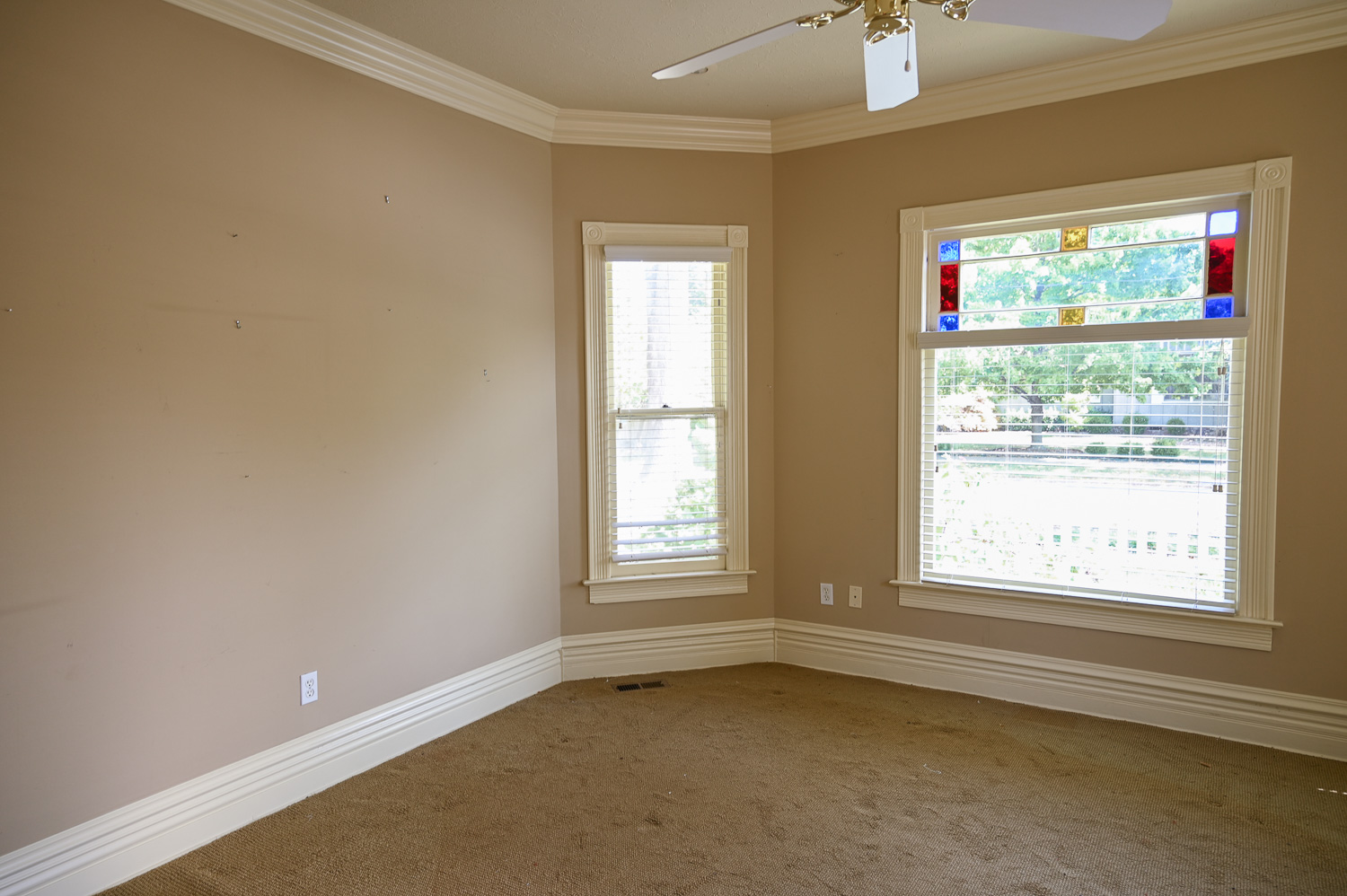 HGTV Fixer To Fabulous 210-17