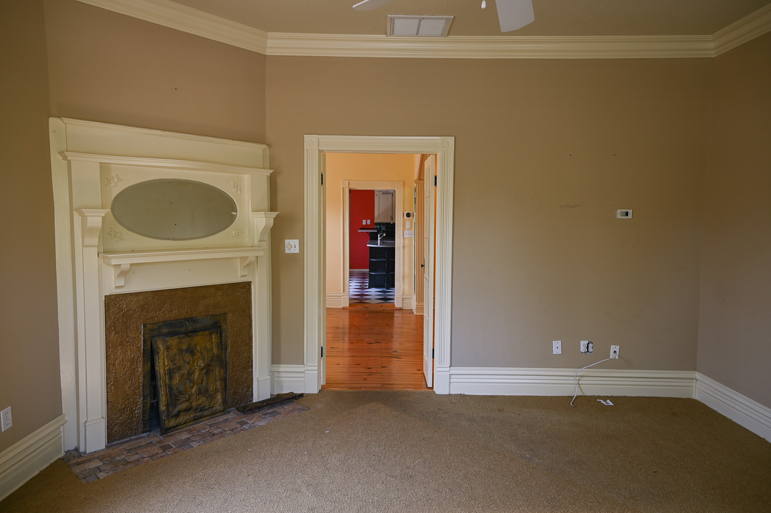 HGTV Fixer To Fabulous 210-20