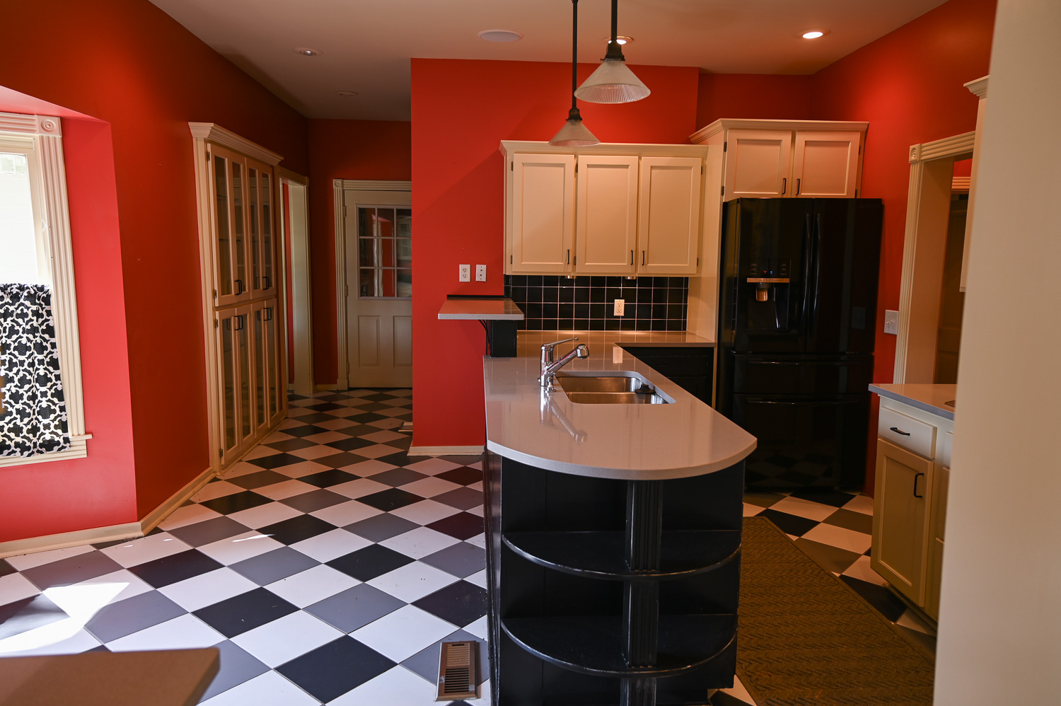 HGTV Fixer To Fabulous 210-26