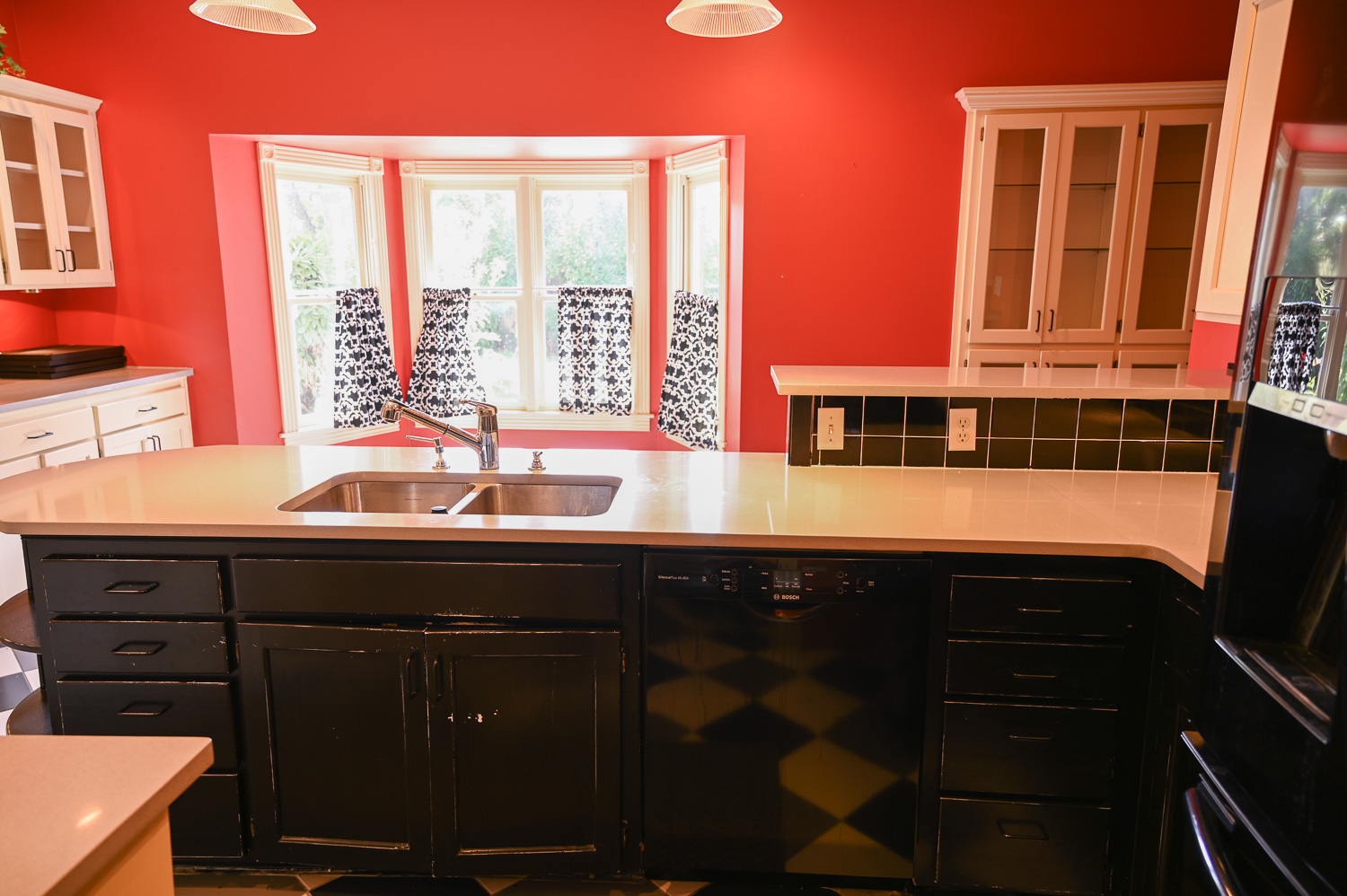 HGTV Fixer To Fabulous 210-28