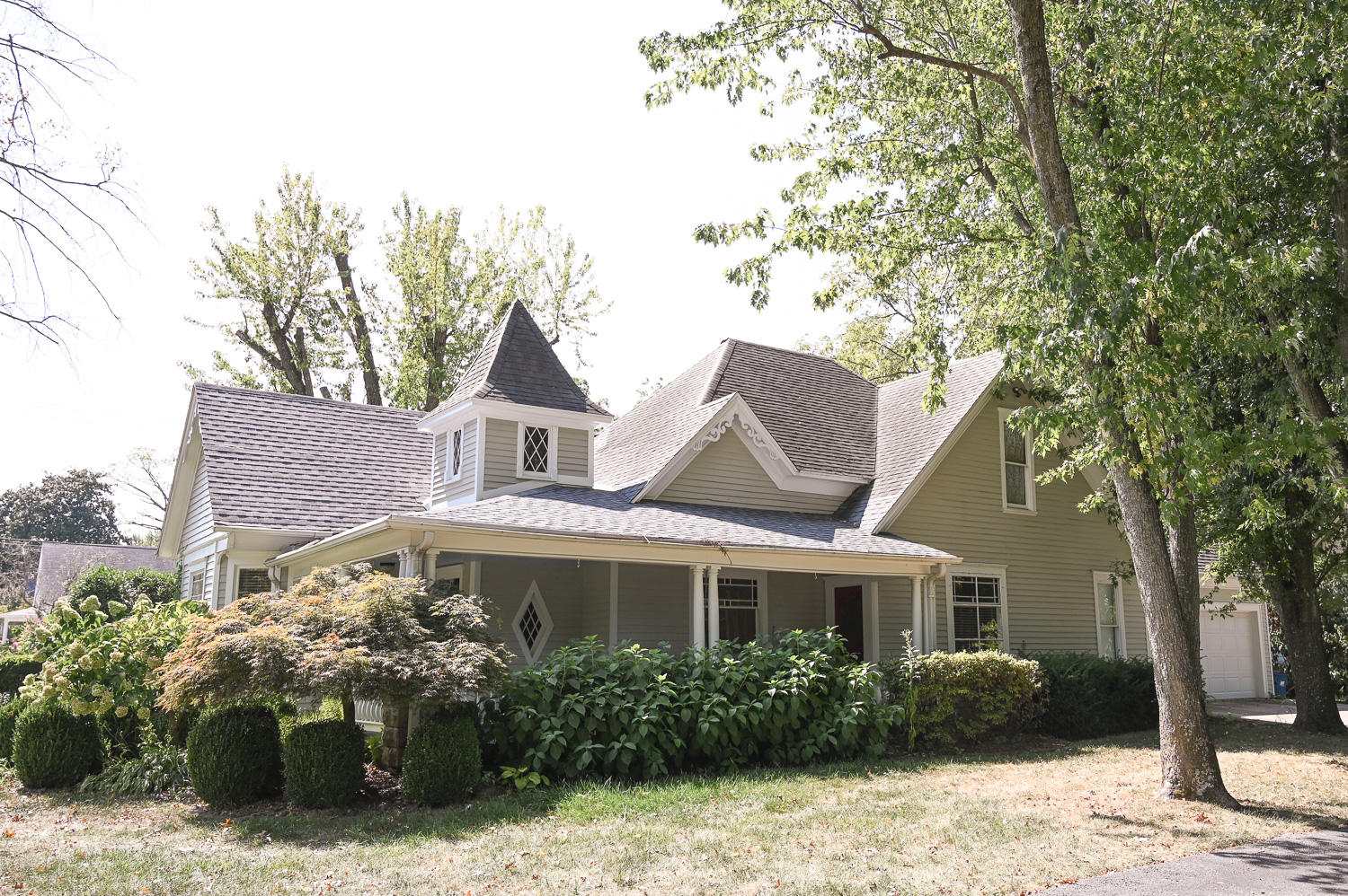 HGTV Fixer To Fabulous 210-4