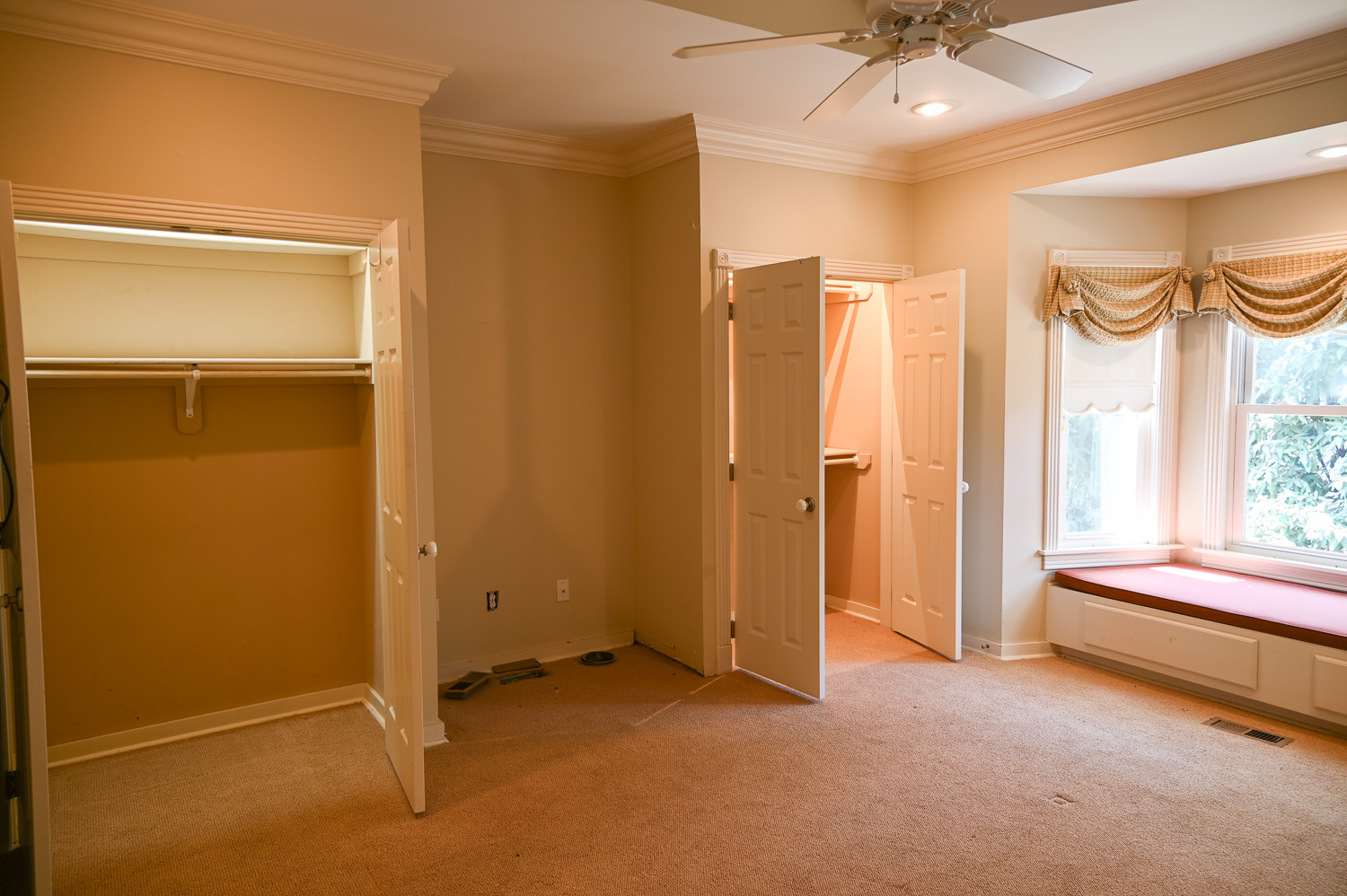 HGTV Fixer To Fabulous 210-44