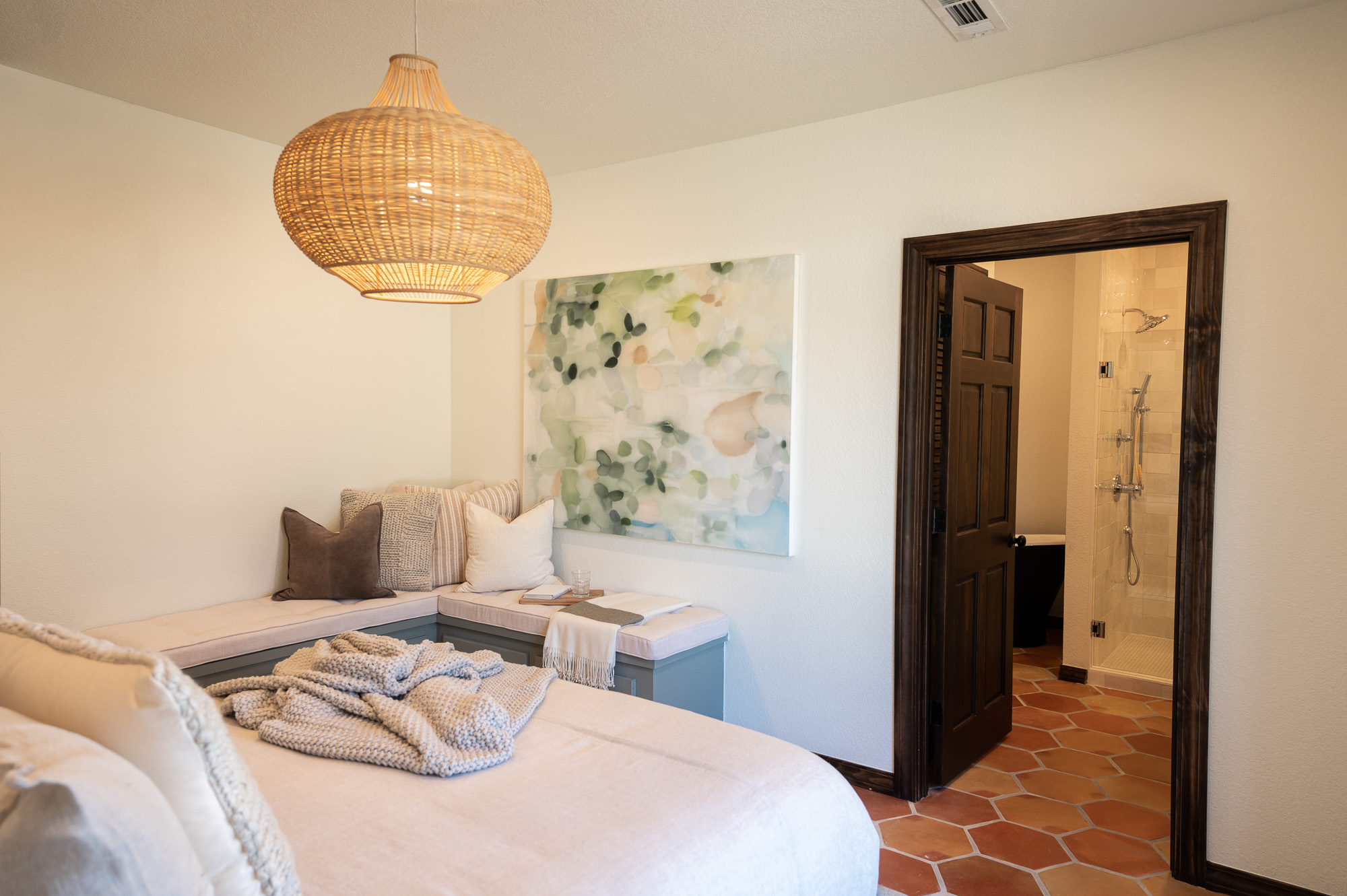 HGTV Fixer to Fabulous -14