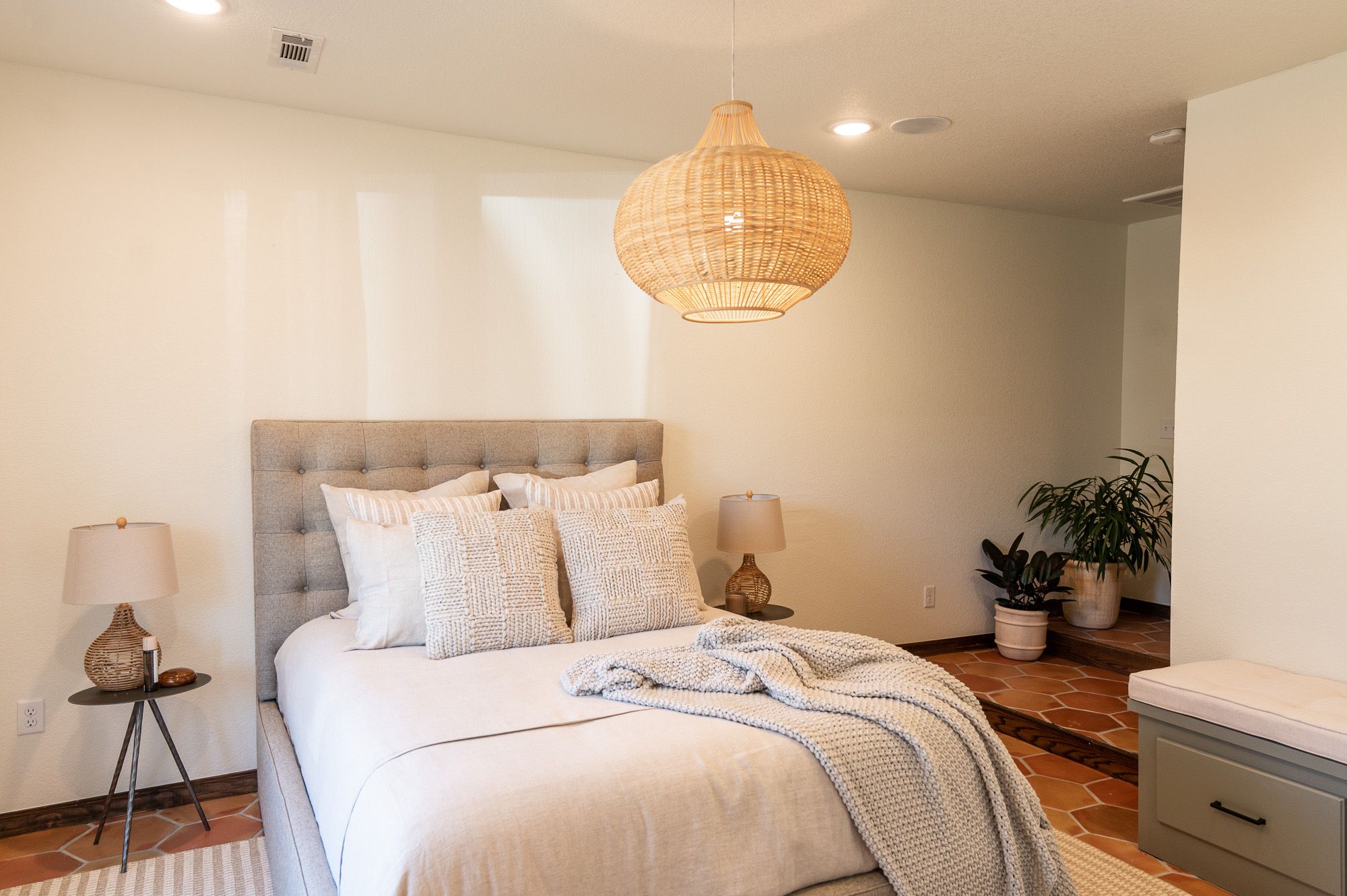 HGTV Fixer to Fabulous -15