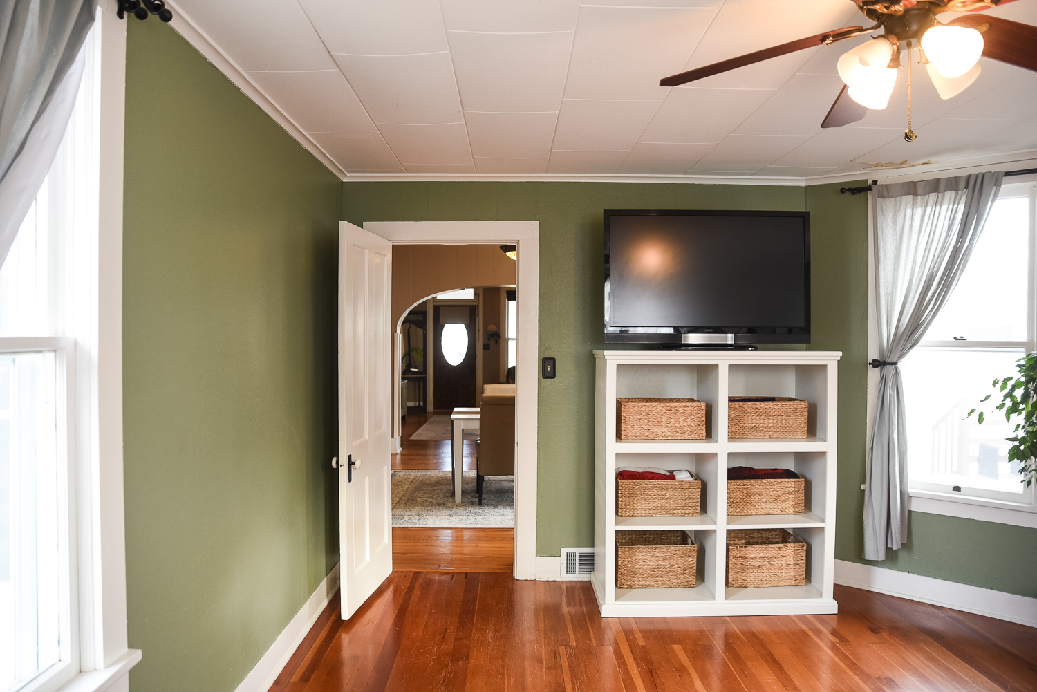 HGTV Fixer to Fabulous 201-40