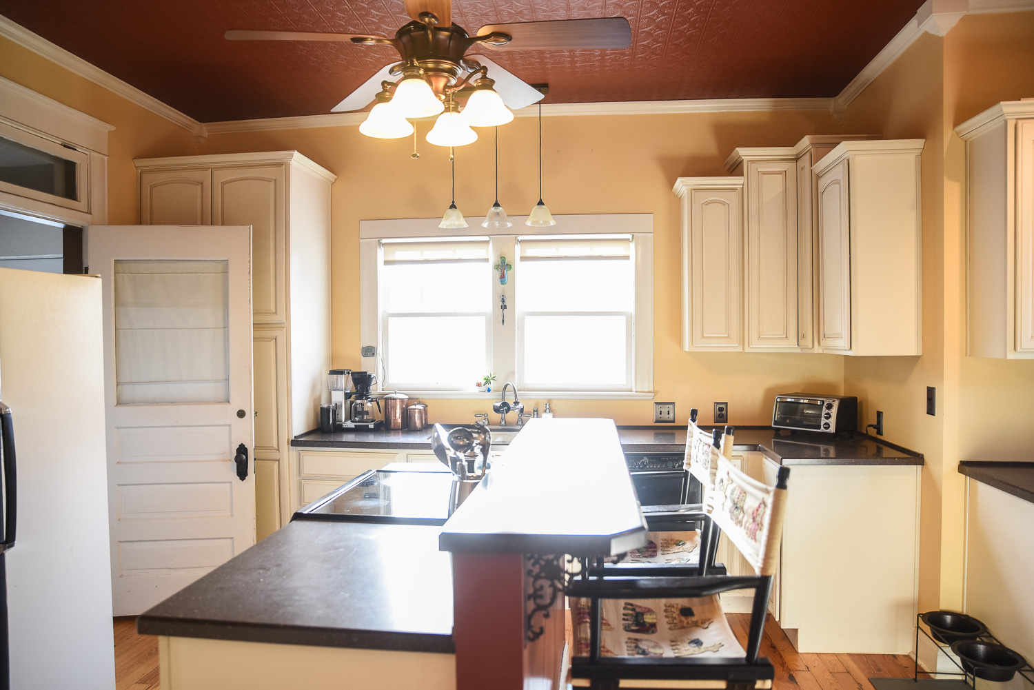 HGTV Fixer to Fabulous 201-55