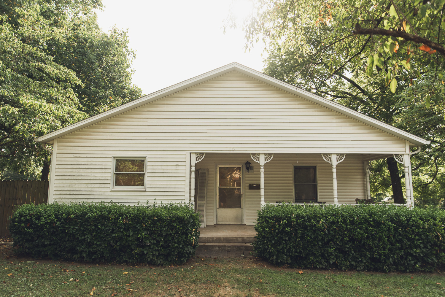 HGTV Fixer to Fabulous 203a-23