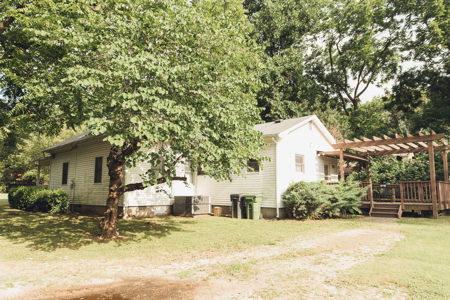 HGTV Fixer to Fabulous 203a-28