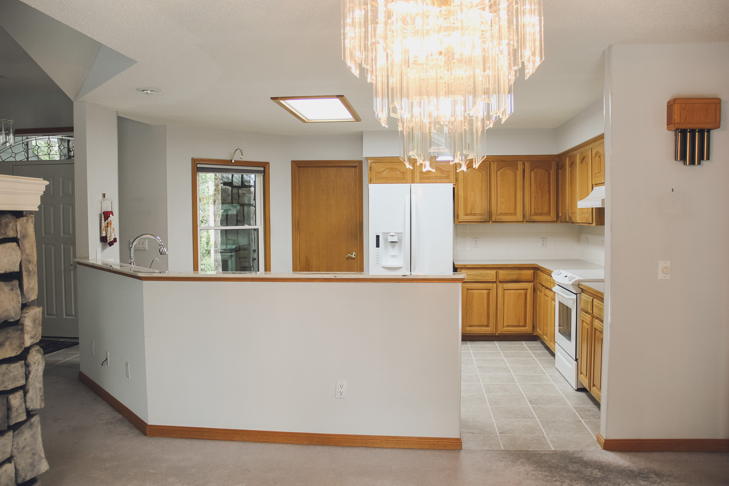 HGTV Fixer to Fabulous 208-2-17