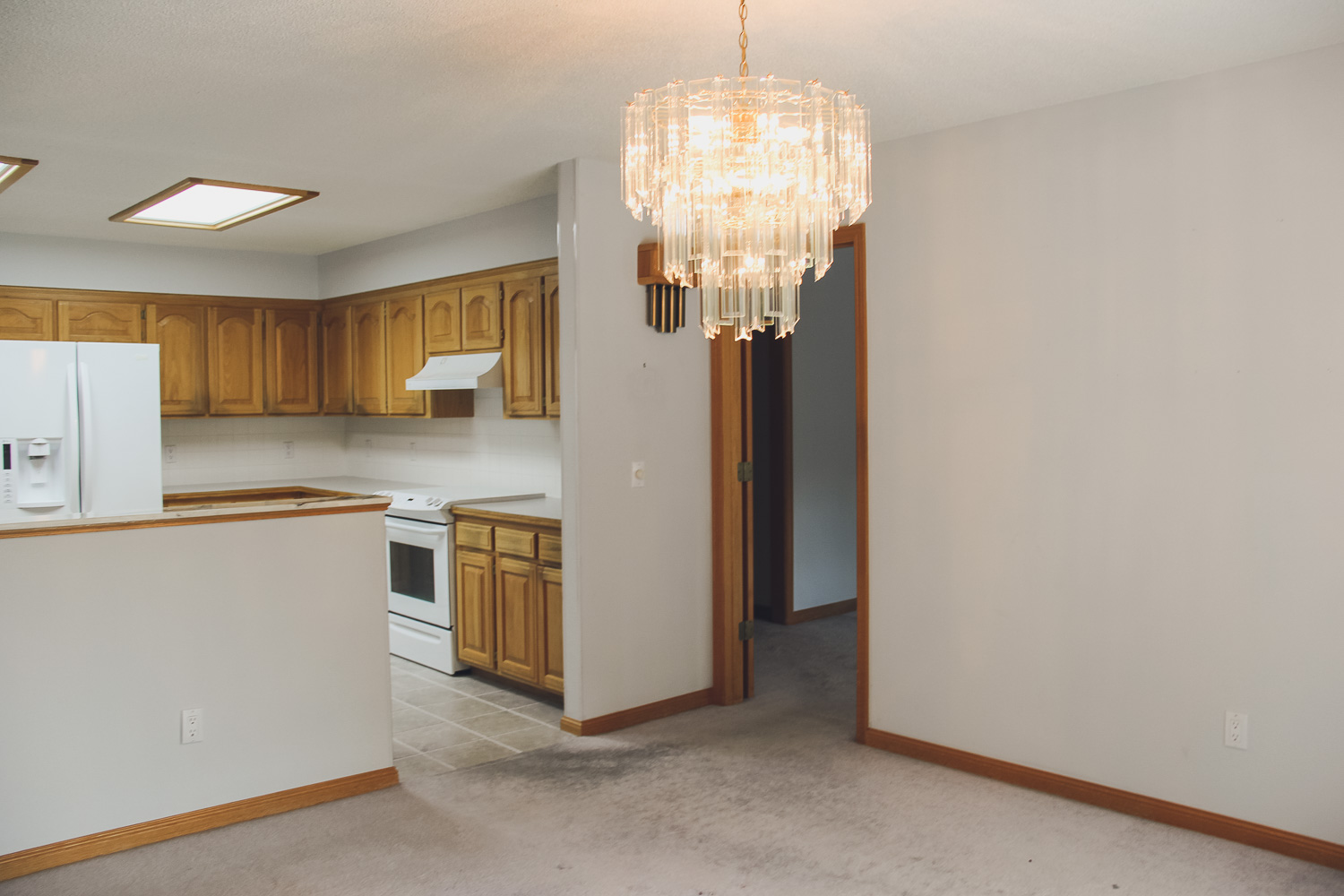 HGTV Fixer to Fabulous 208-2-18