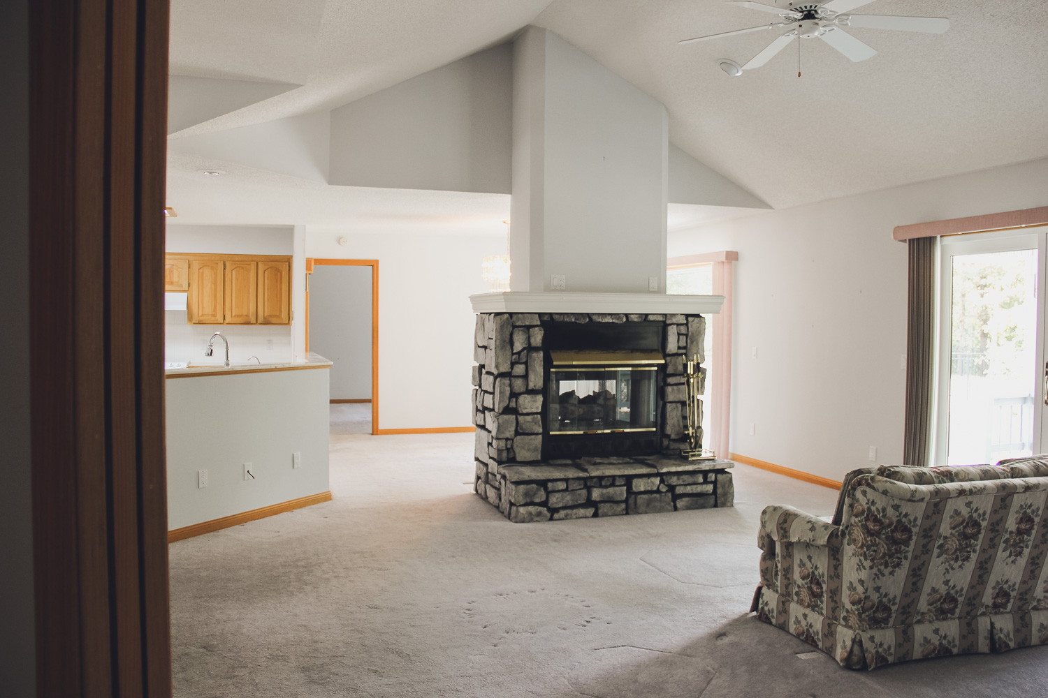 HGTV Fixer to Fabulous 208-2-20