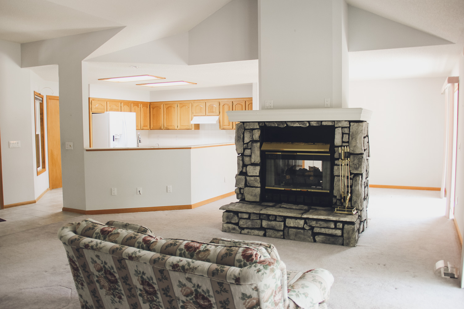HGTV Fixer to Fabulous 208-2-24