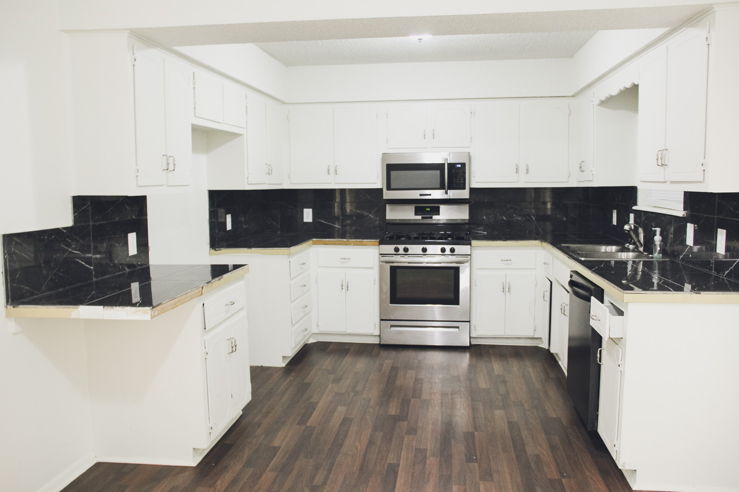 HGTV Fixer to Fabulous 209-8