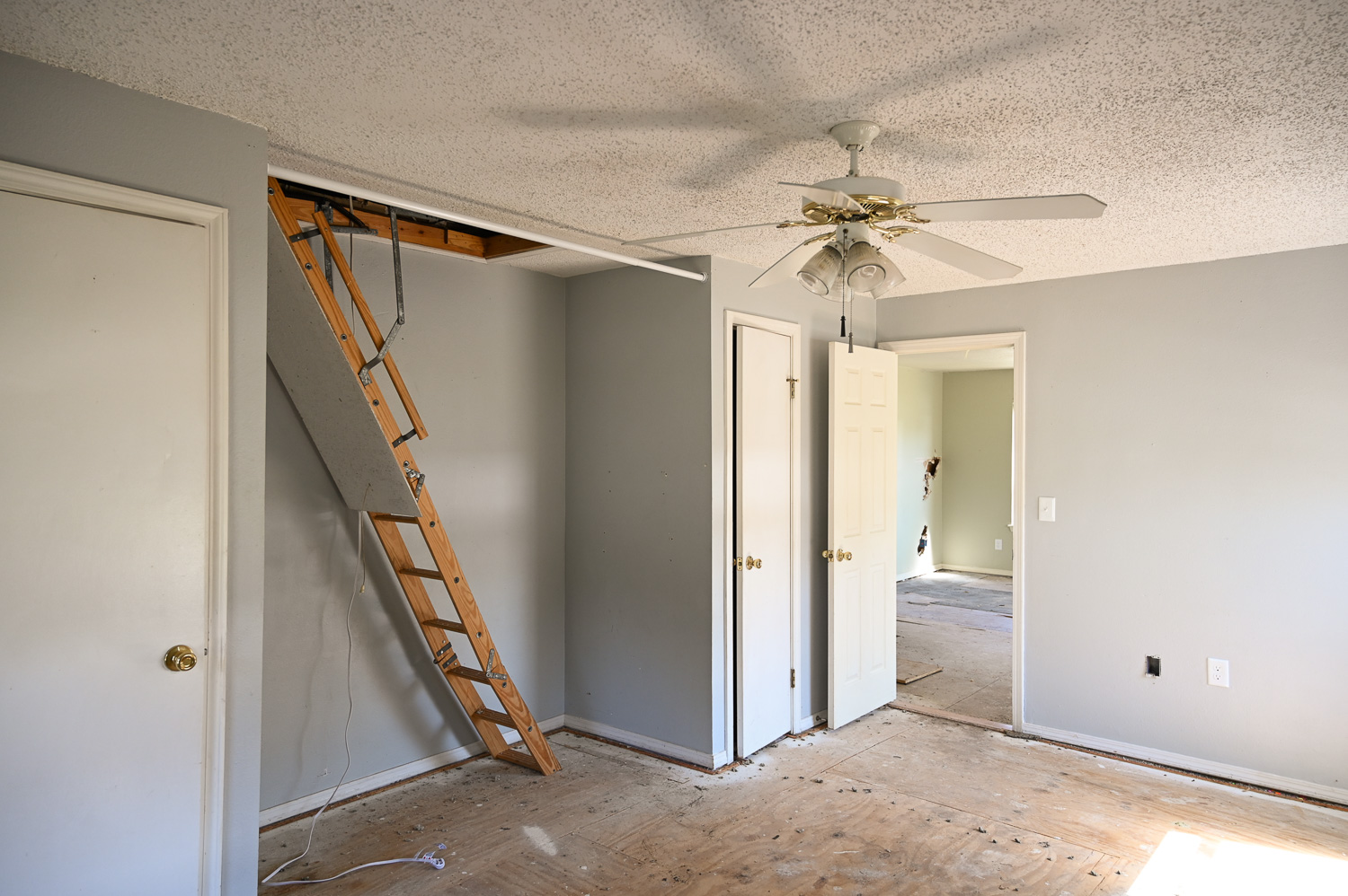 HGTV Fixer to Fabulous 213-10