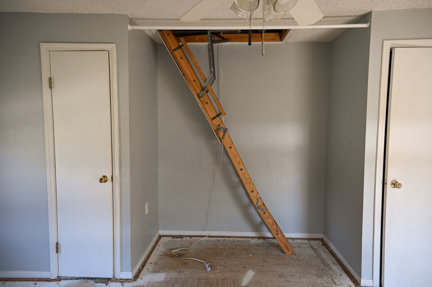 HGTV Fixer to Fabulous 213-11