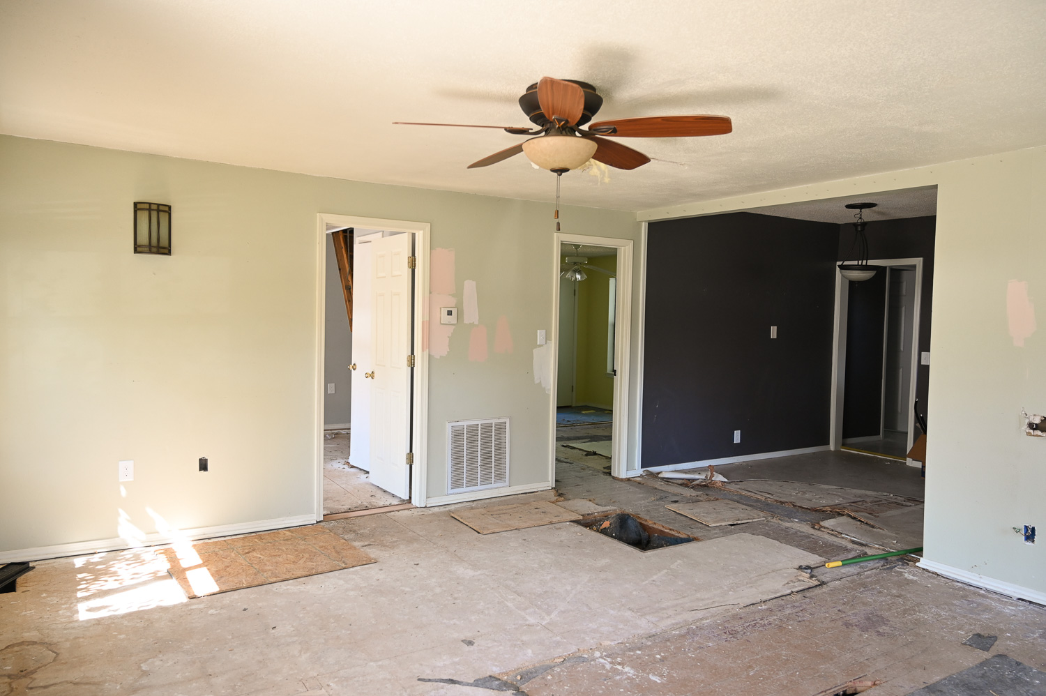 HGTV Fixer to Fabulous 213-8