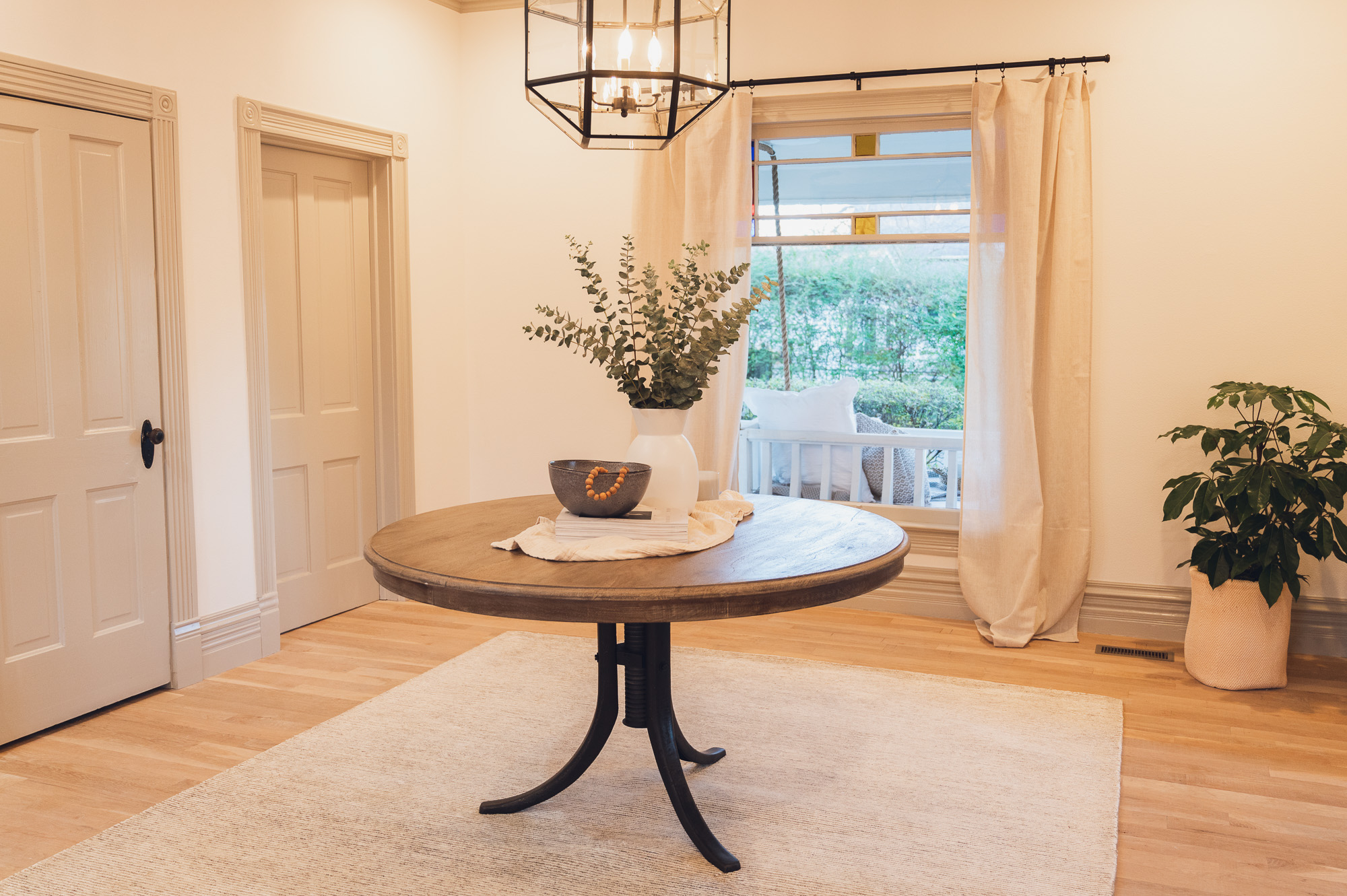 HGTV Fixer to Fabulous -47