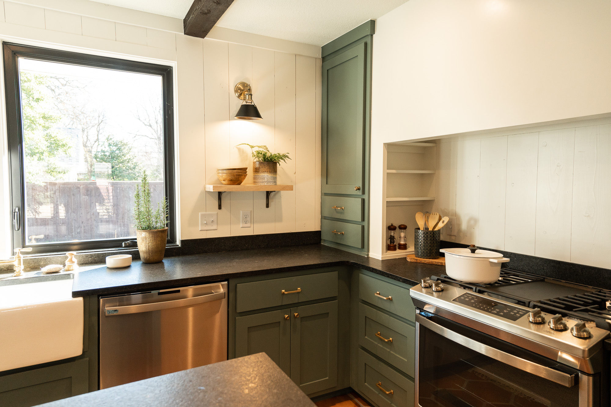 HGTV Fixer to Fabulous -5