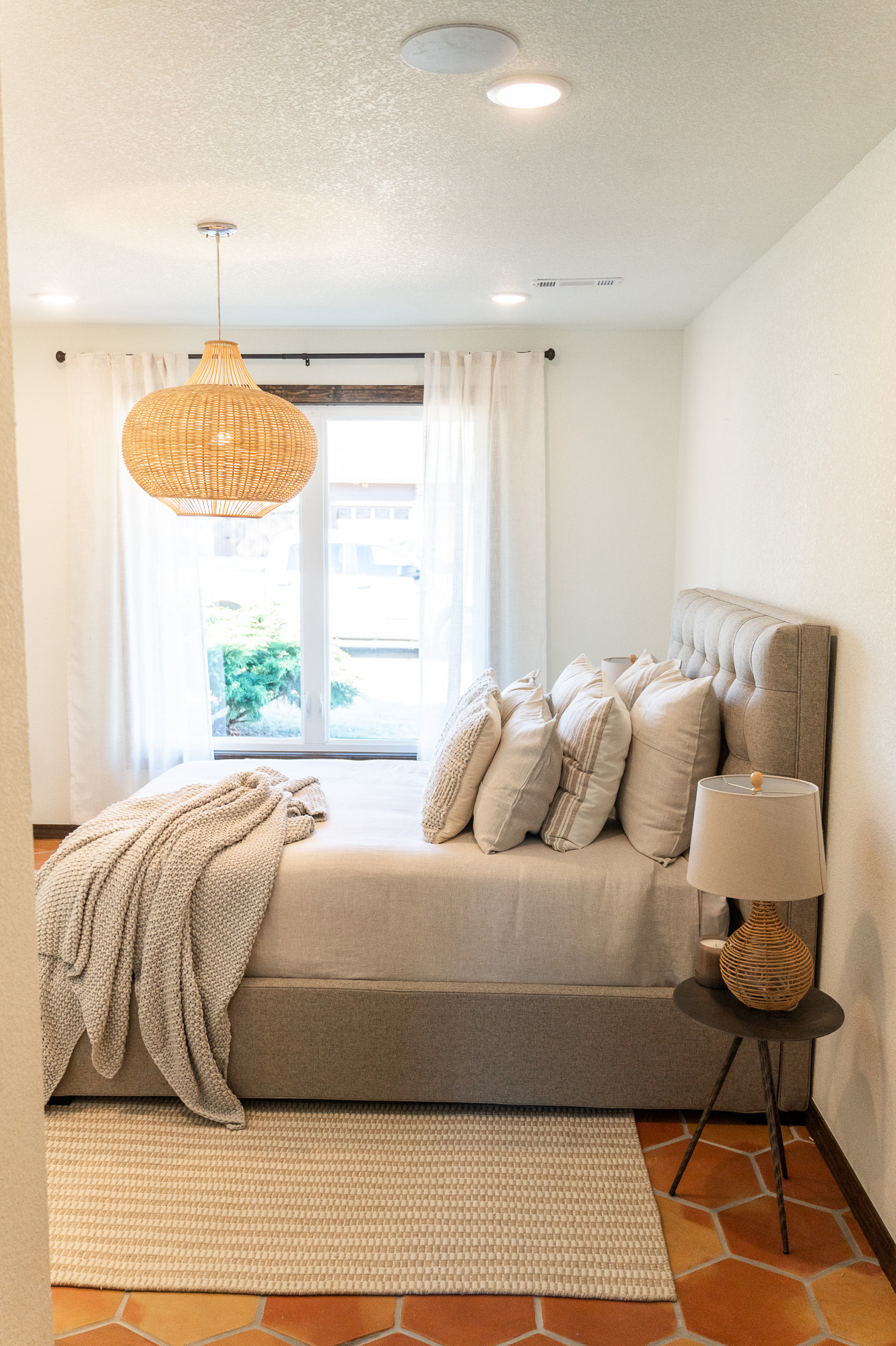 HGTV Fixer to Fabulous -7
