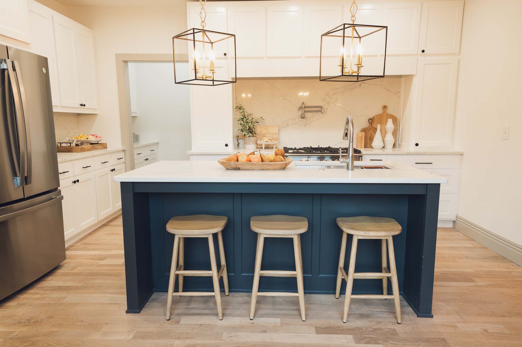 HGTV Fixer to Fabulous -75