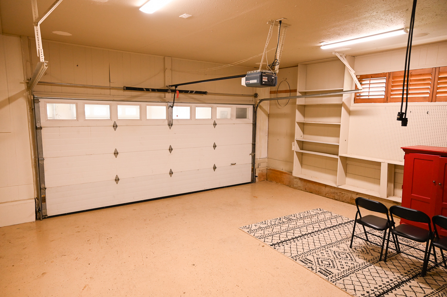 HGTV Fixer to Fabulous Walker-60