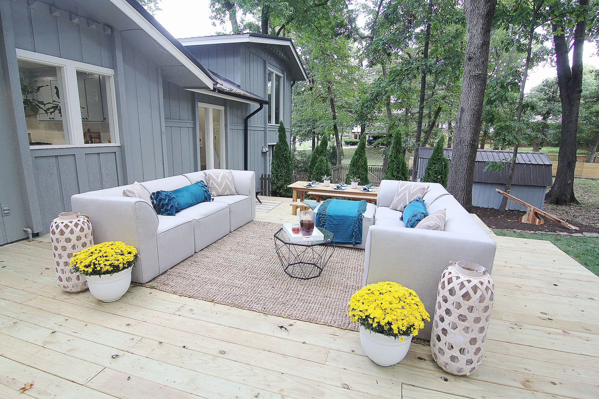 Kid Friendly Outdoor Space and Deck.