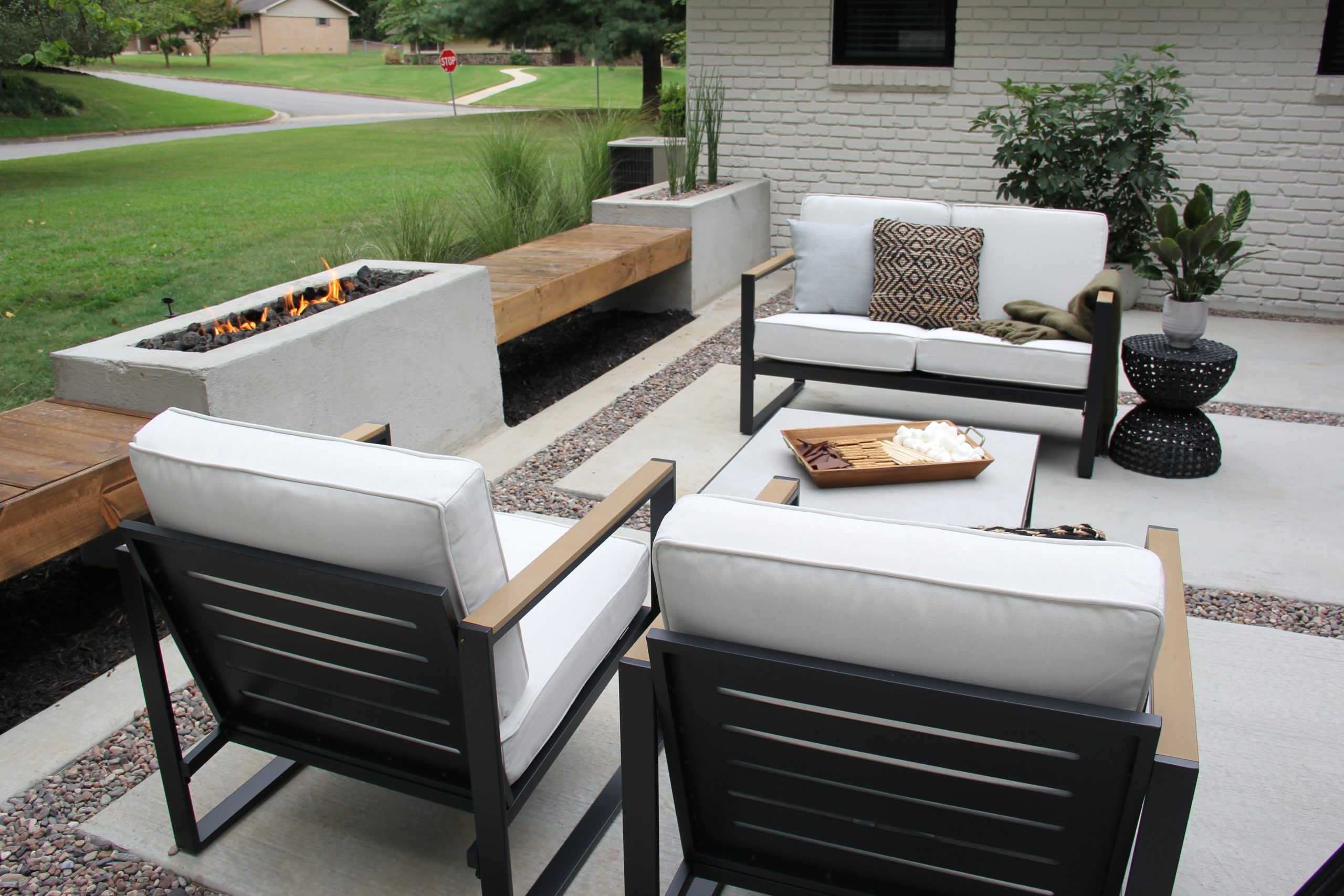 Palm Springs Style Back Patio Renovation on HGTV Fixer to Fabulous.