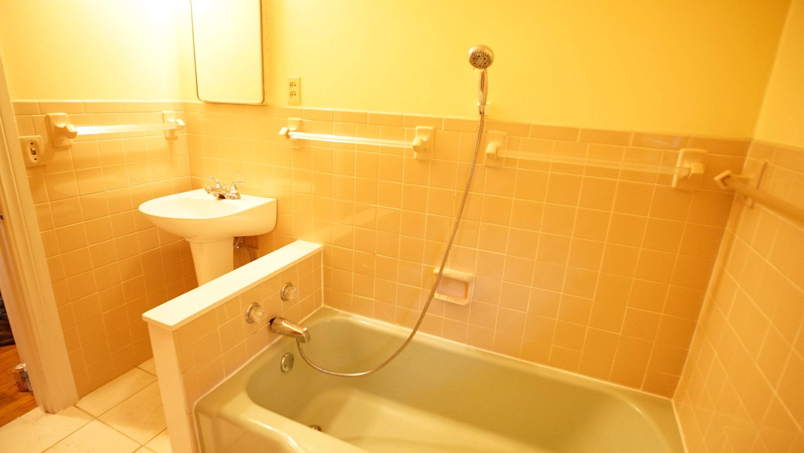 Lennard_Bathroom3
