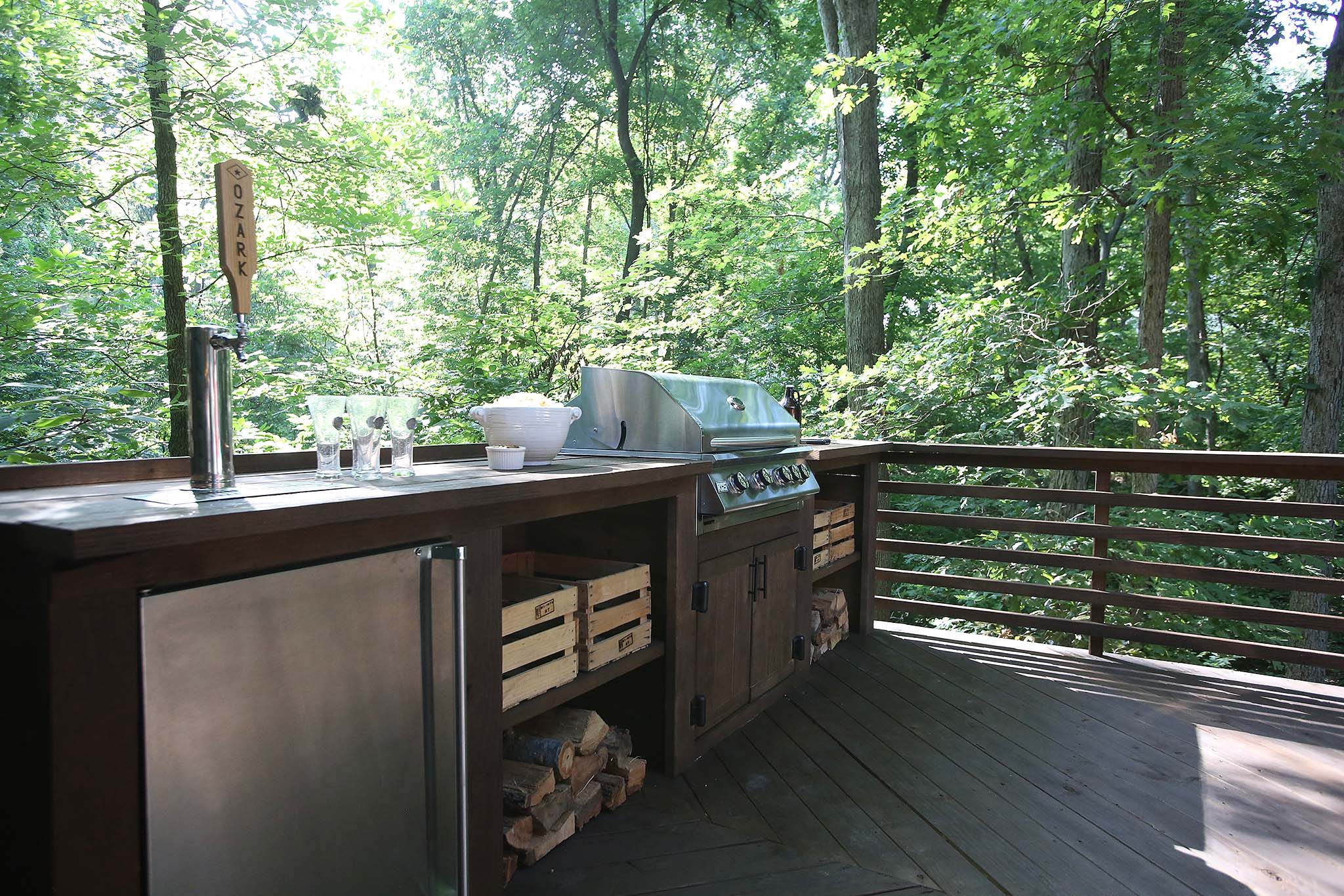 Outdoor Kitchen and beverage area.