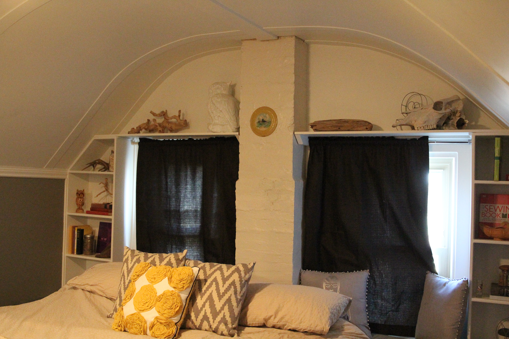 Master Bedroom Before-2