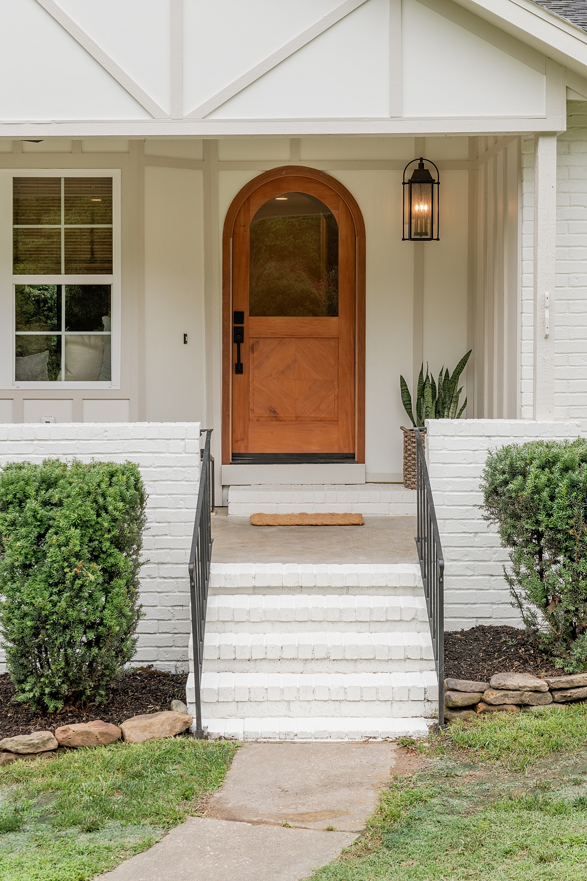 Smith House Exterior 5__LowRes