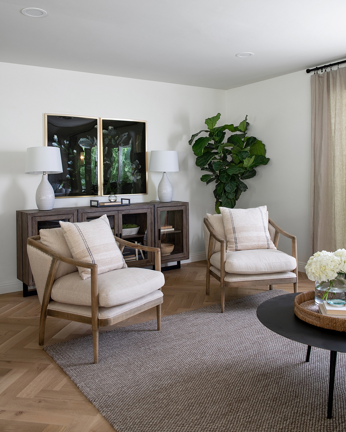 Smith House Family Room 8__LowRes