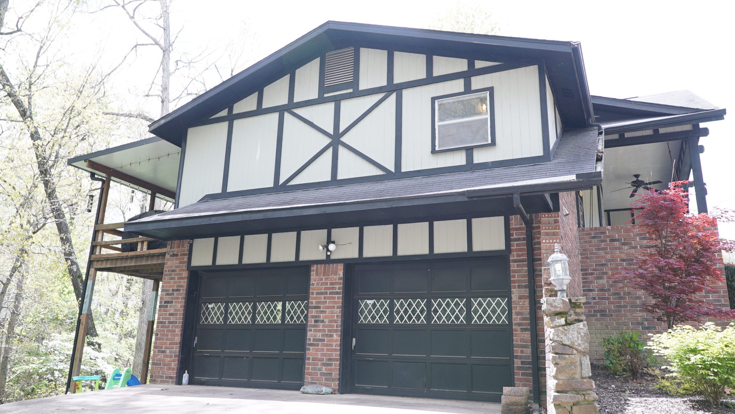 Smith_Exterior3