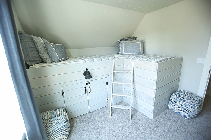boys room copy